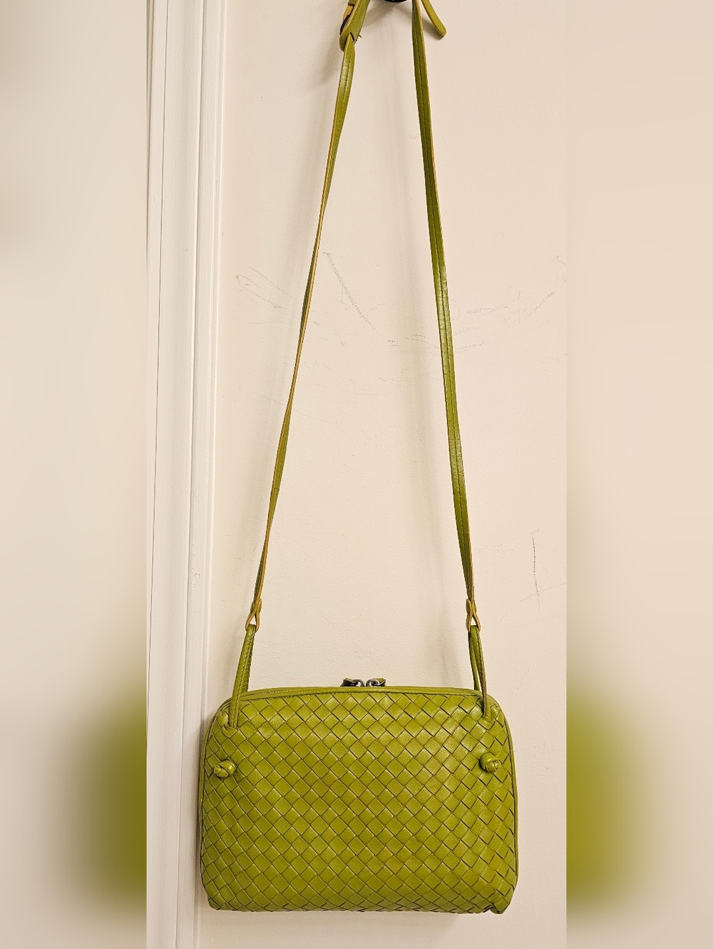 Bottega Green Crossbody Bag - Picture 2 of 12